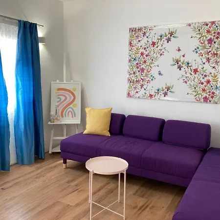 Nina Pinta Hébergement de vacances *